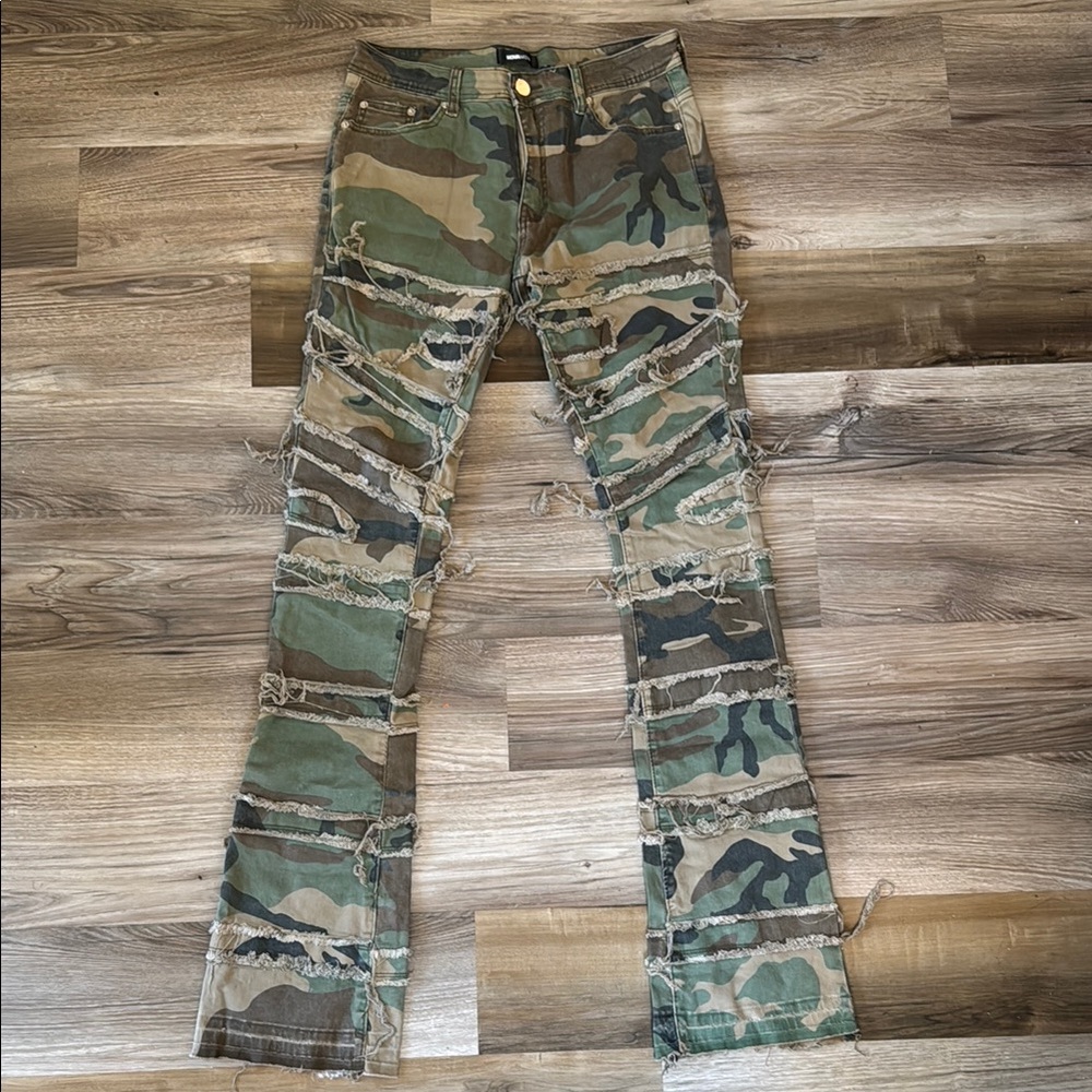 Camouflage Distressed Men Jeans